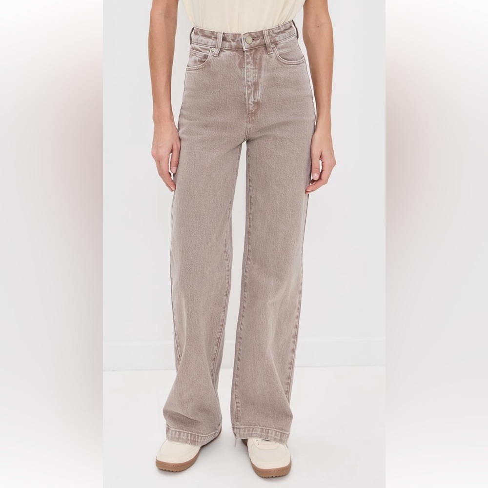 Abrand 90’s High Rise Wide Leg Jeans in Mushroom Brown